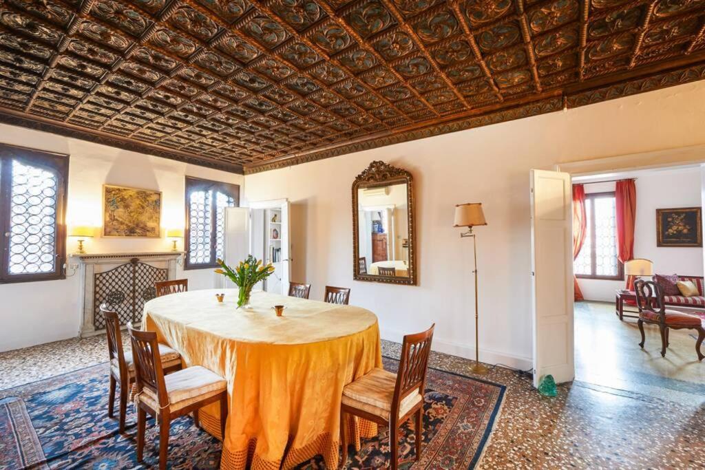 Ca' Fenice, Charming Apartment In San Marco, Sleep 7 Venedig Exterior foto