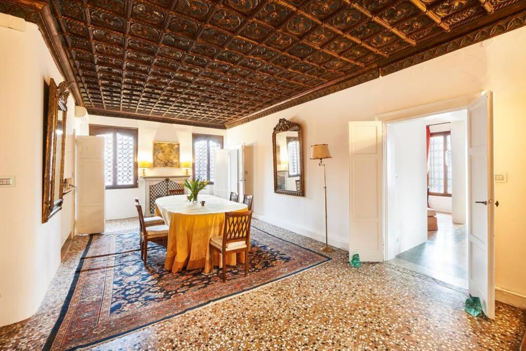 Ca' Fenice, Charming Apartment In San Marco, Sleep 7 Venedig Exterior foto